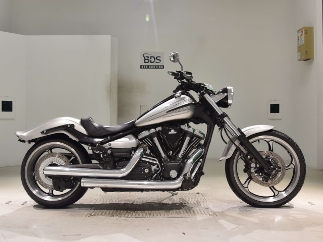 Yamaha RAIDER XV1900 2021