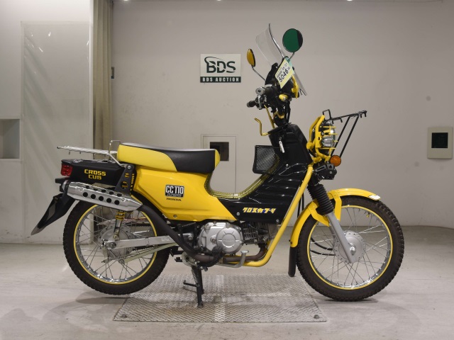 Honda CC110 CROSSCUB 2016