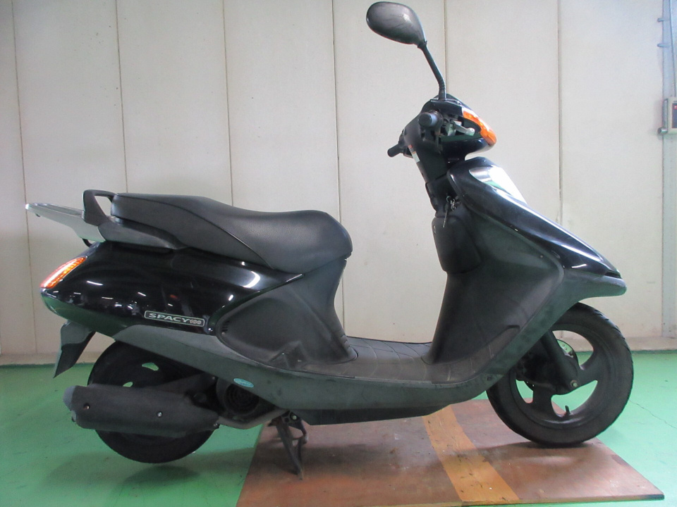 Honda SPACY100 2006
