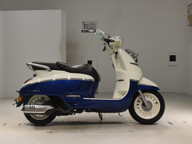 Peugeot JANGO 125A 2018