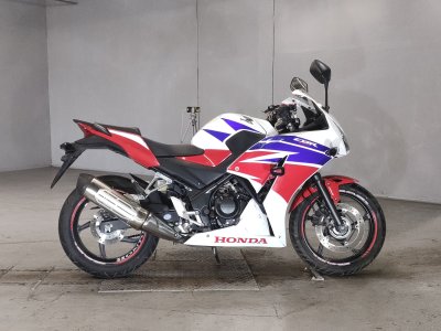 Honda CBR250R 2015