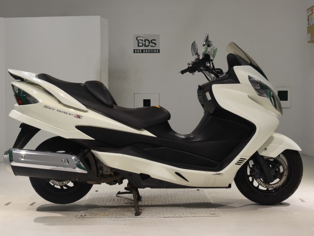 Suzuki SKYWAVE 250S