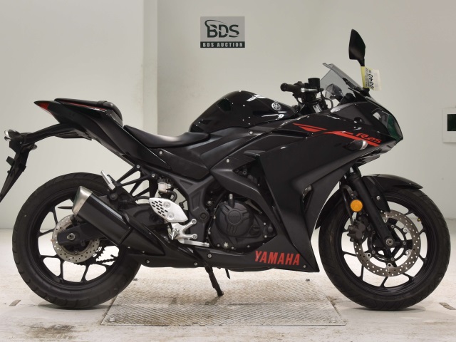 Yamaha YZF-R25 2018