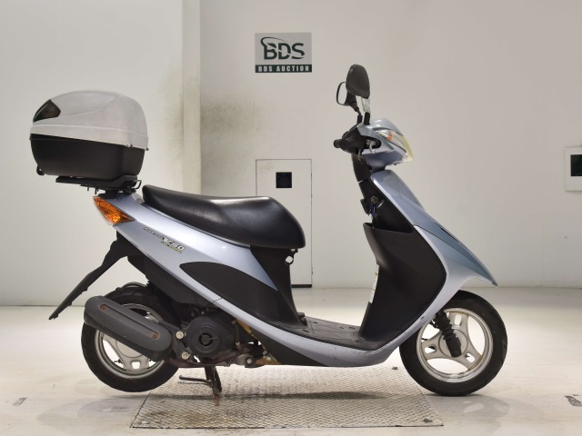 Suzuki ADDRESS V50