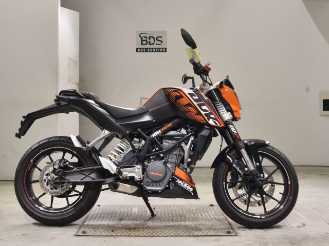 KTM 125 DUKE 2013