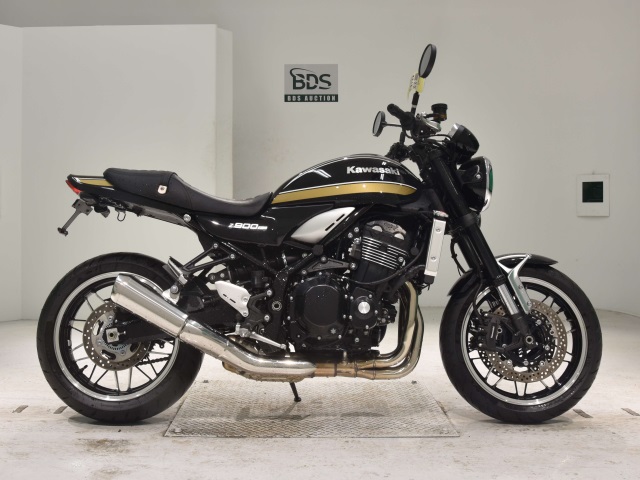 Kawasaki Z900RS 2022