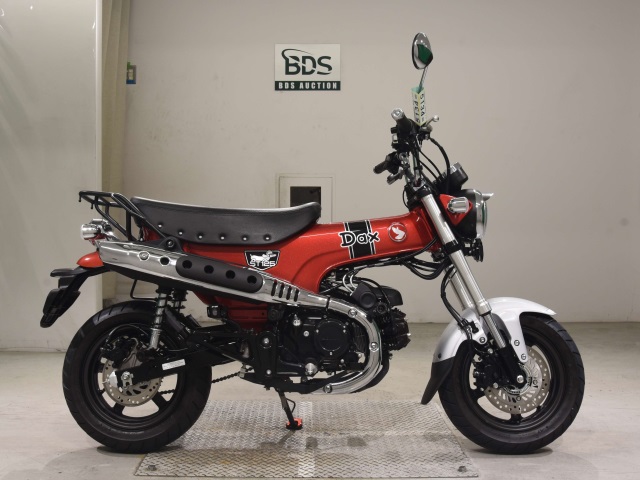 Honda DAX125 2022