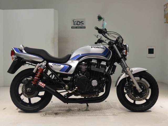 Honda CB750SF 2007