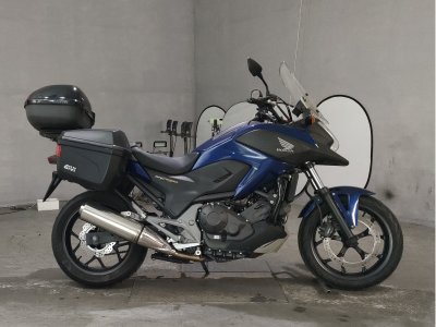 Honda NC750X 2016