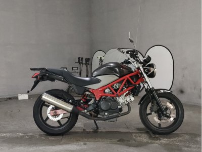 Honda VTR250 2011