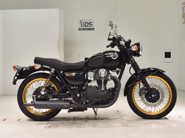 Kawasaki W800 2012