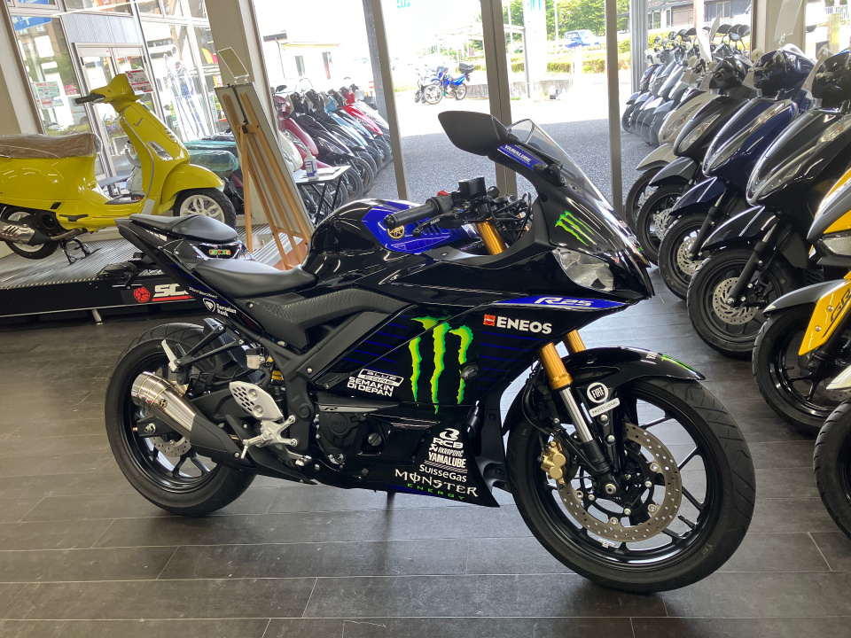 Yamaha YZF-R25A