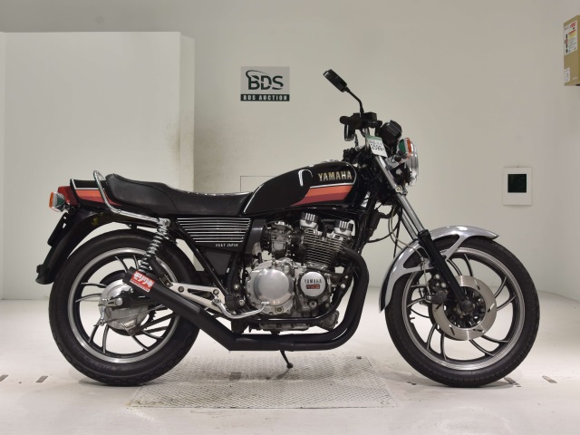 Yamaha XJ550 2024