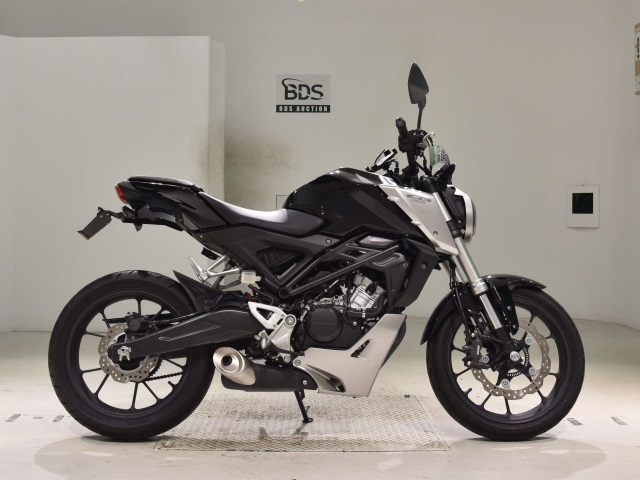 Honda CB125R 2018