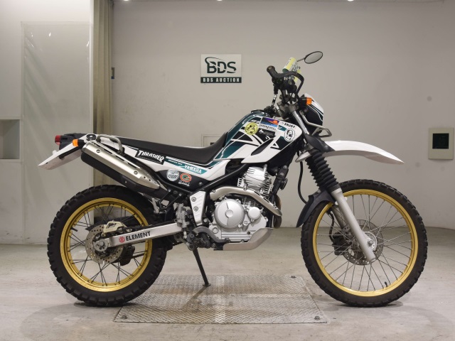 Yamaha SEROW XT250 2016