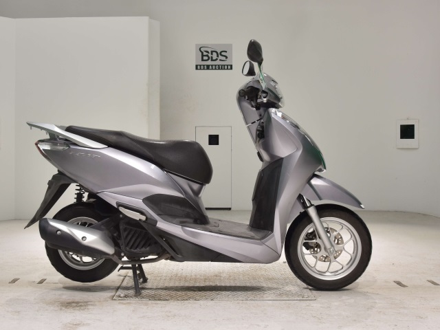 Honda LEAD125 2018