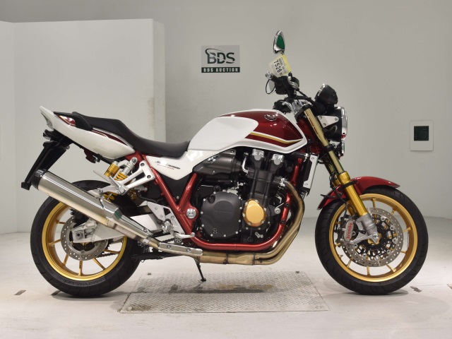 Honda CB1300SF 2023