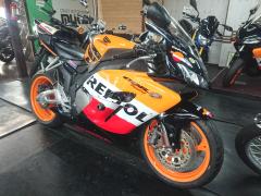 Honda CBR1000RR 2004