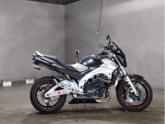 Suzuki GSR400 2007