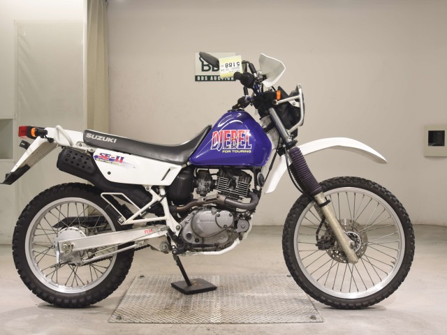 Suzuki DJEBEL200