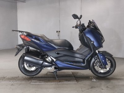 Yamaha X-MAX250