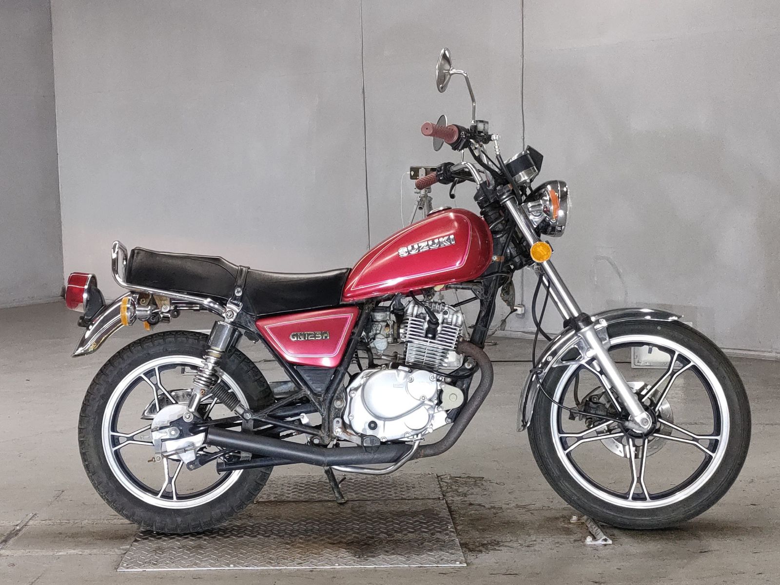 Suzuki GN125H 2014