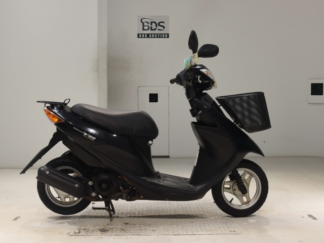 Suzuki ADDRESS V50