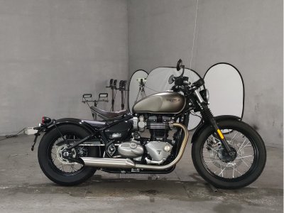 Triumph BONNEVILLE BOBBER 2019
