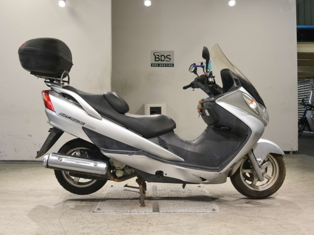 Suzuki SKYWAVE 250S