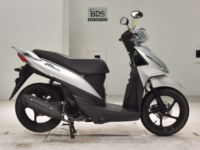 Suzuki ADDRESS V110