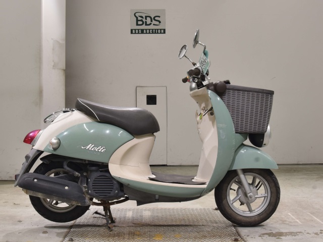 Yamaha VINO MORPHE 2011