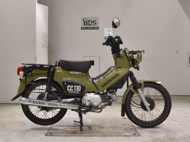 Honda CC110 CROSSCUB 2018