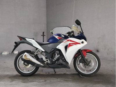 Honda CBR250R 1985