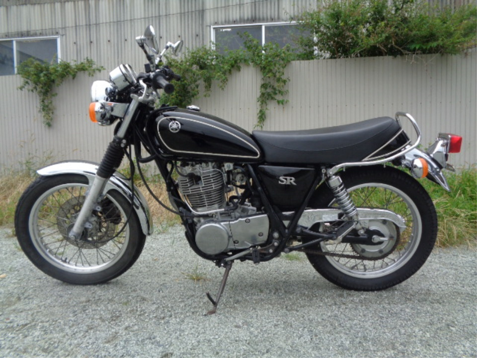 Yamaha SR400 2010