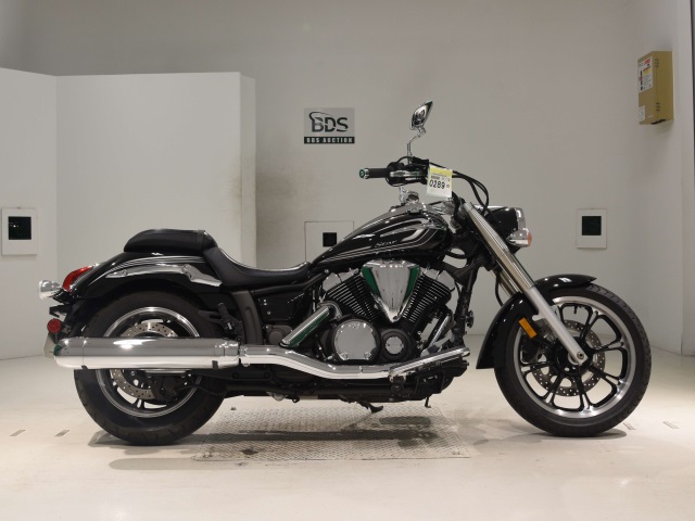Yamaha MIDNIGHTSTAR XVS950 2016