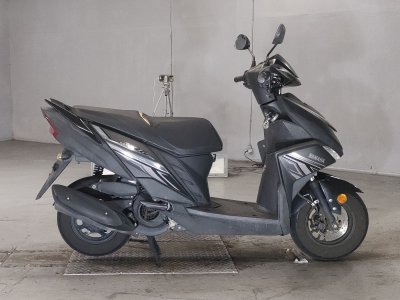 Yamaha CYGNUS RAY ZR 2018