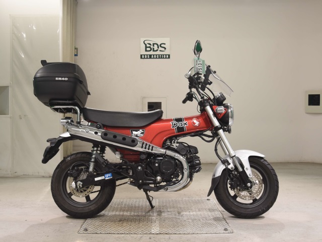 Honda DAX125 2022