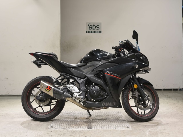 Yamaha YZF-R25 2018