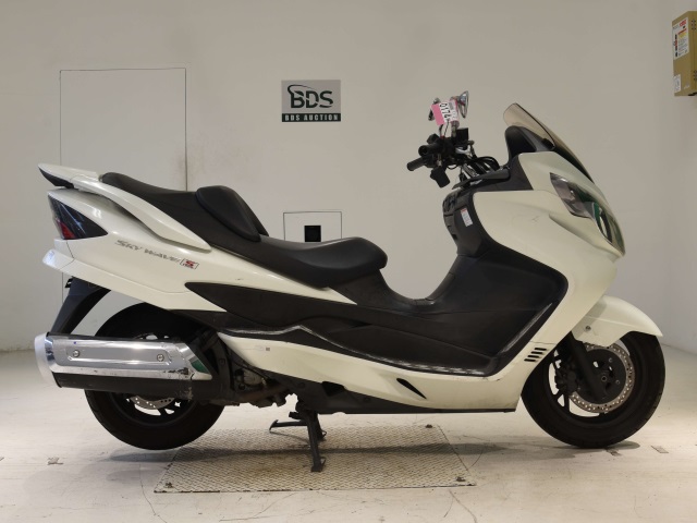 Suzuki SKYWAVE 250