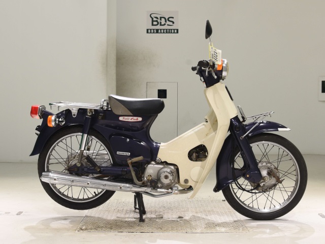 Honda C90 2002