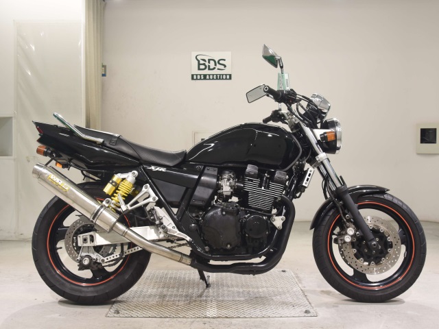 Yamaha XJR400 2006