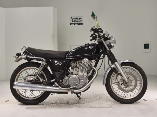 Yamaha SR400 2005