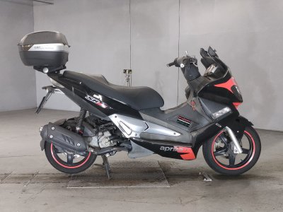 Aprilia ｱﾌﾟﾘﾘｱ SR MAX125