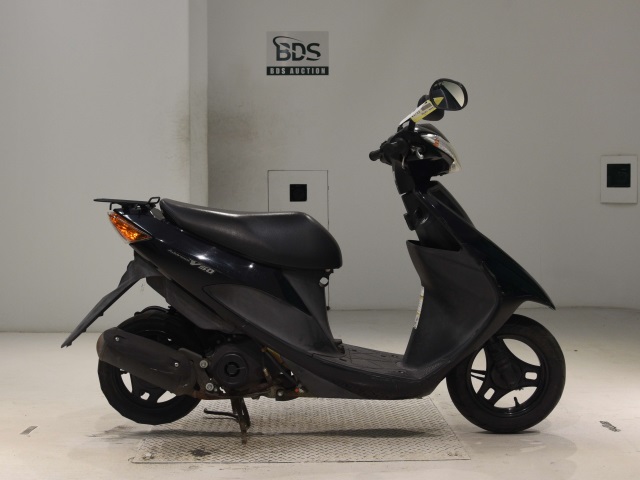 Suzuki ADDRESS V50