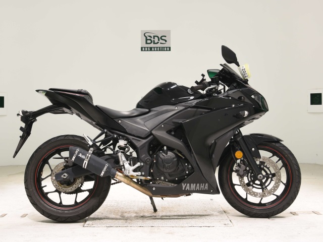 Yamaha YZF-R25 2018