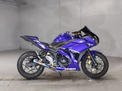Yamaha YZF-R25 2017