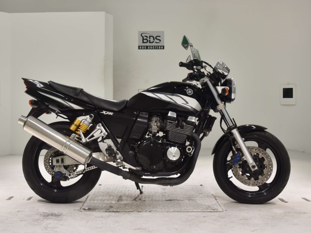 Yamaha XJR400 2004