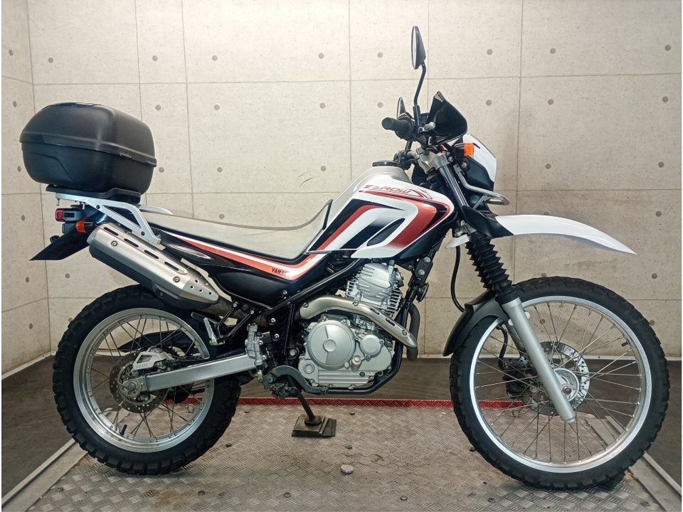 Yamaha SEROW XT250 2010