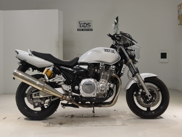 Yamaha XJR1300 2015