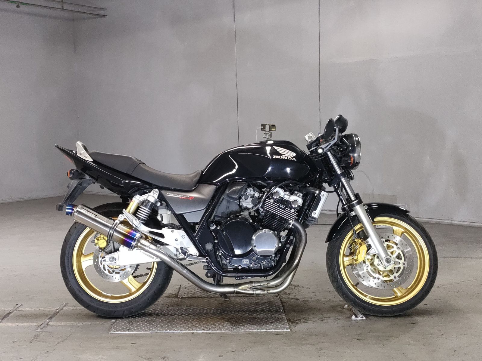 Honda CB400SFV 2005